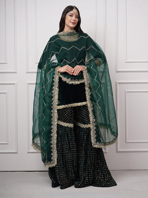 Eid Festive Wear for Women – Celebrate in Designer Elegance | Zahrat