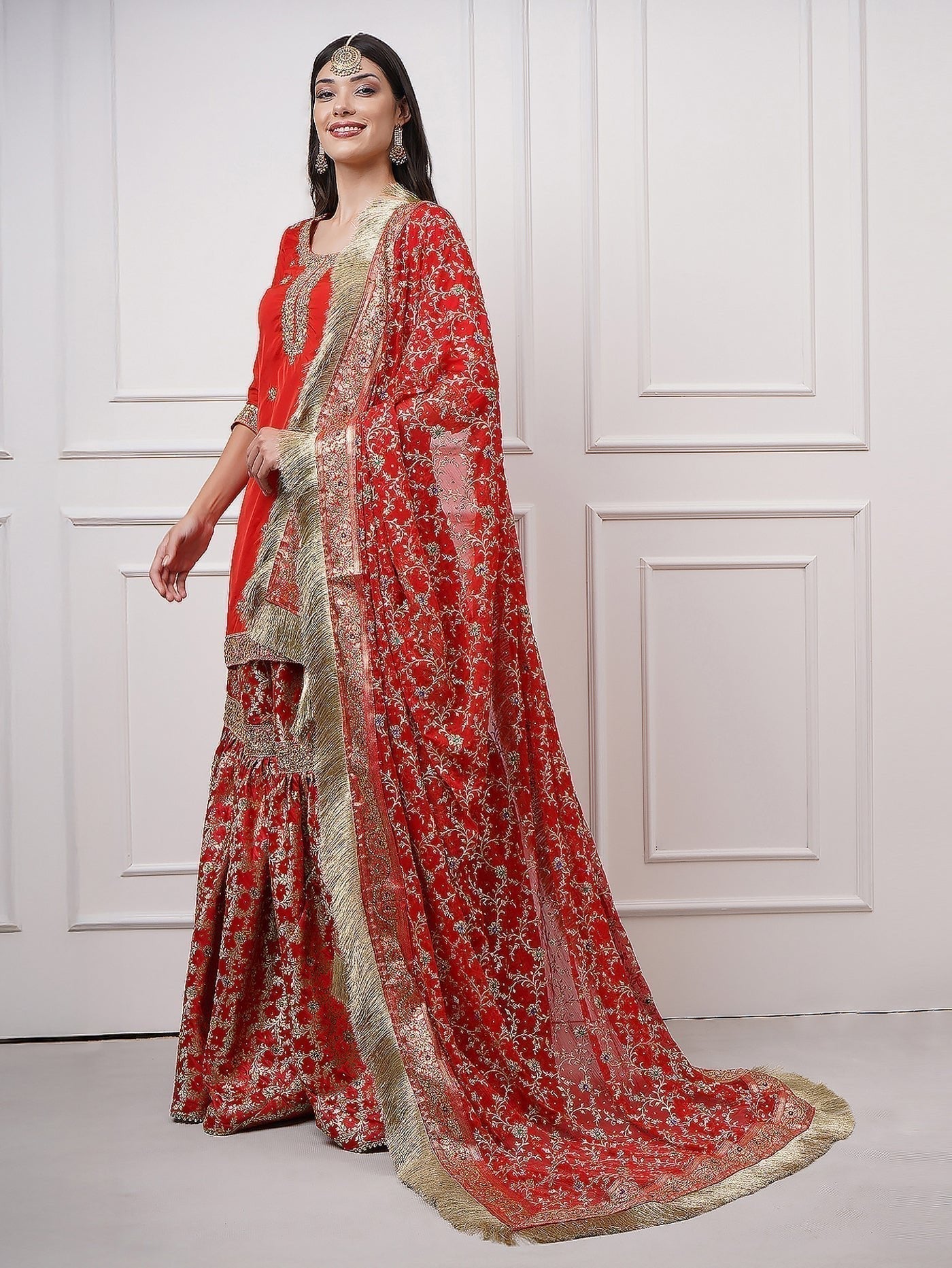 Why Modern Brides Are Choosing Ghararas Over Lehengas