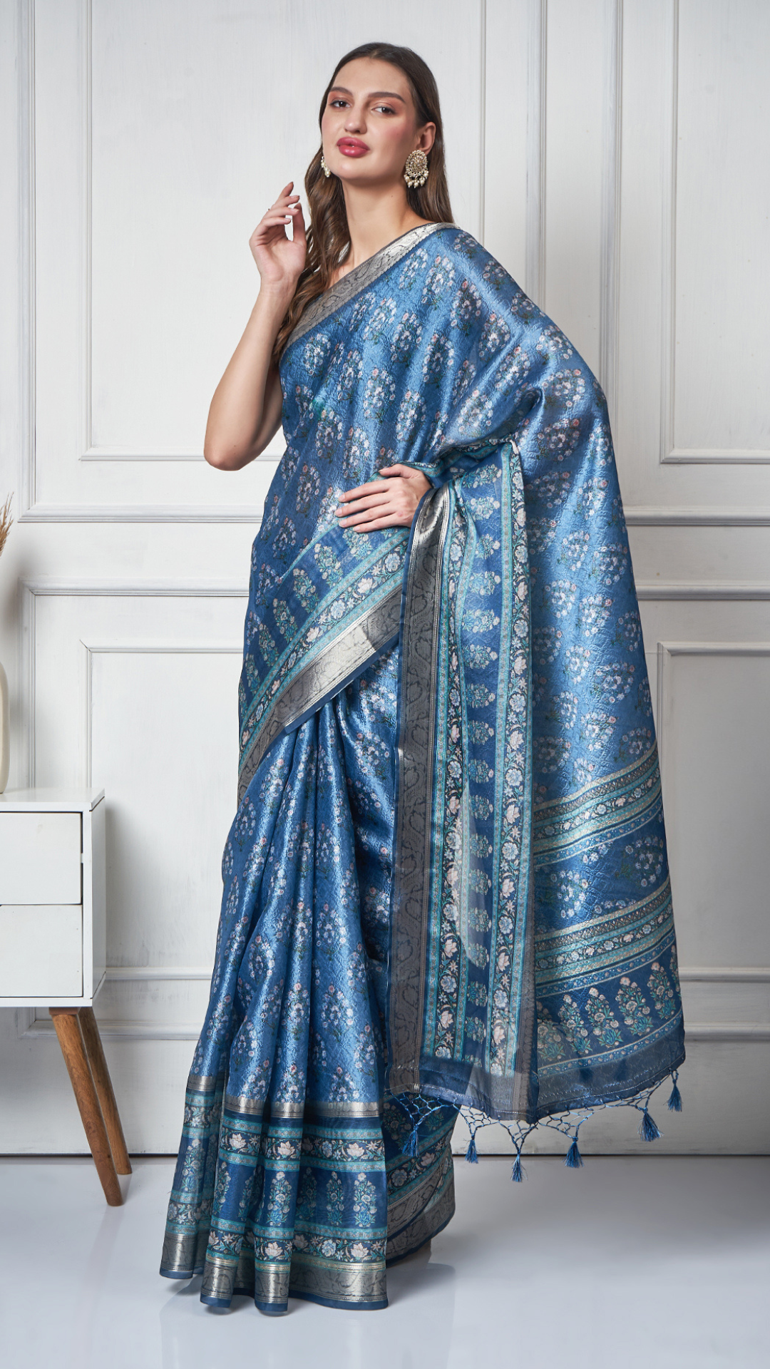 Ameera – Azure Flora Printed Saree by Zahrat
