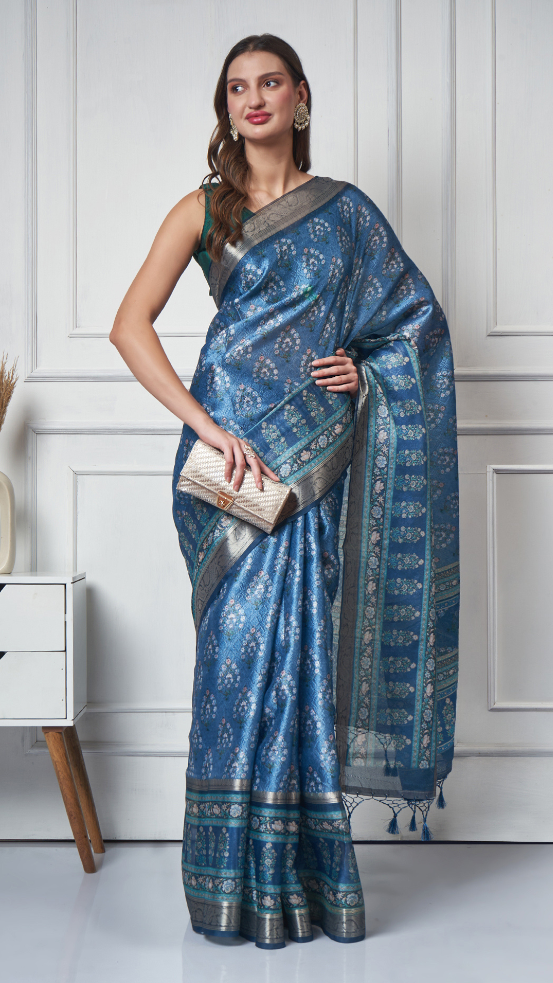 Ameera – Azure Flora Printed Saree by Zahrat