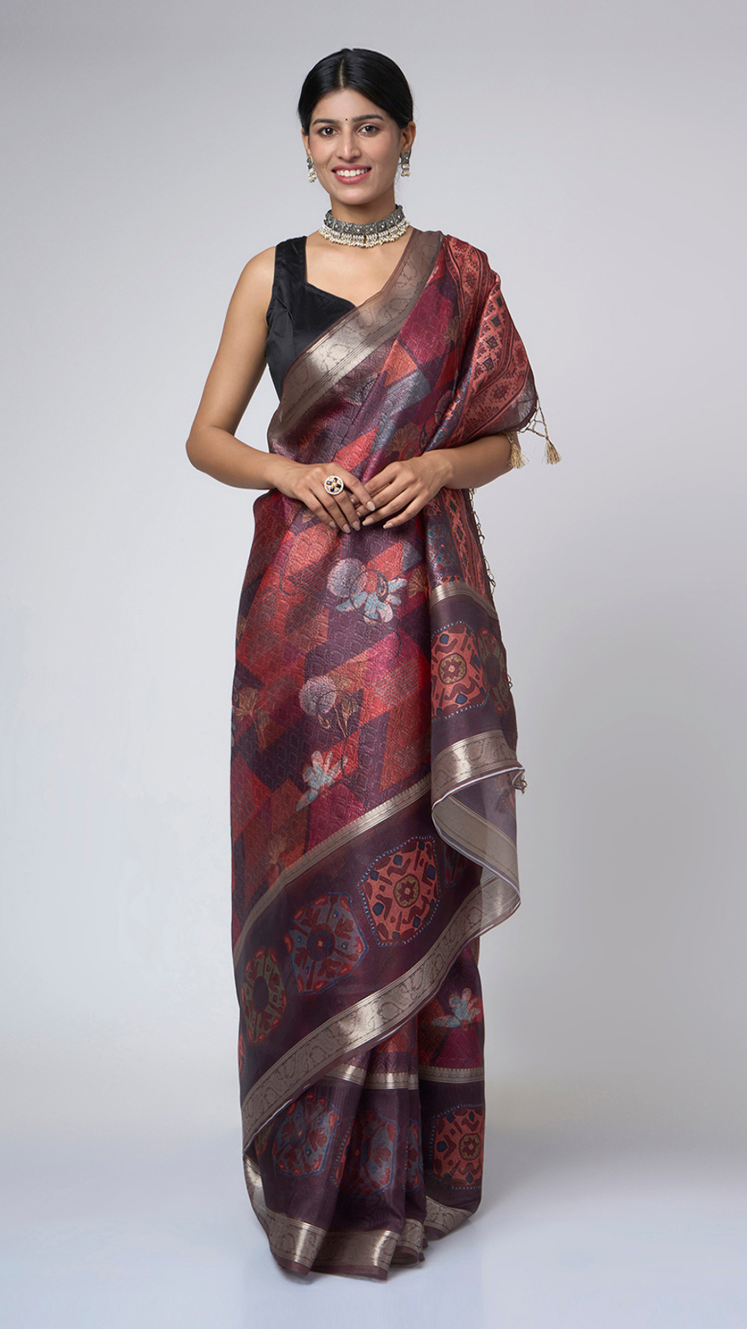 Hazelyn – Brown - Maroon Printed Saree with Geometric Floral Motifs & Metallic Border - Zahrat Saree