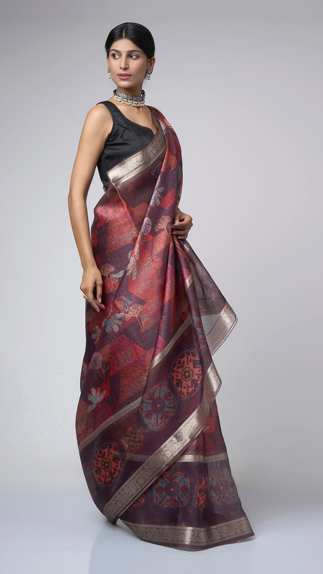 Hazelyn – Brown - Maroon Printed Saree with Geometric Floral Motifs & Metallic Border - Zahrat Saree
