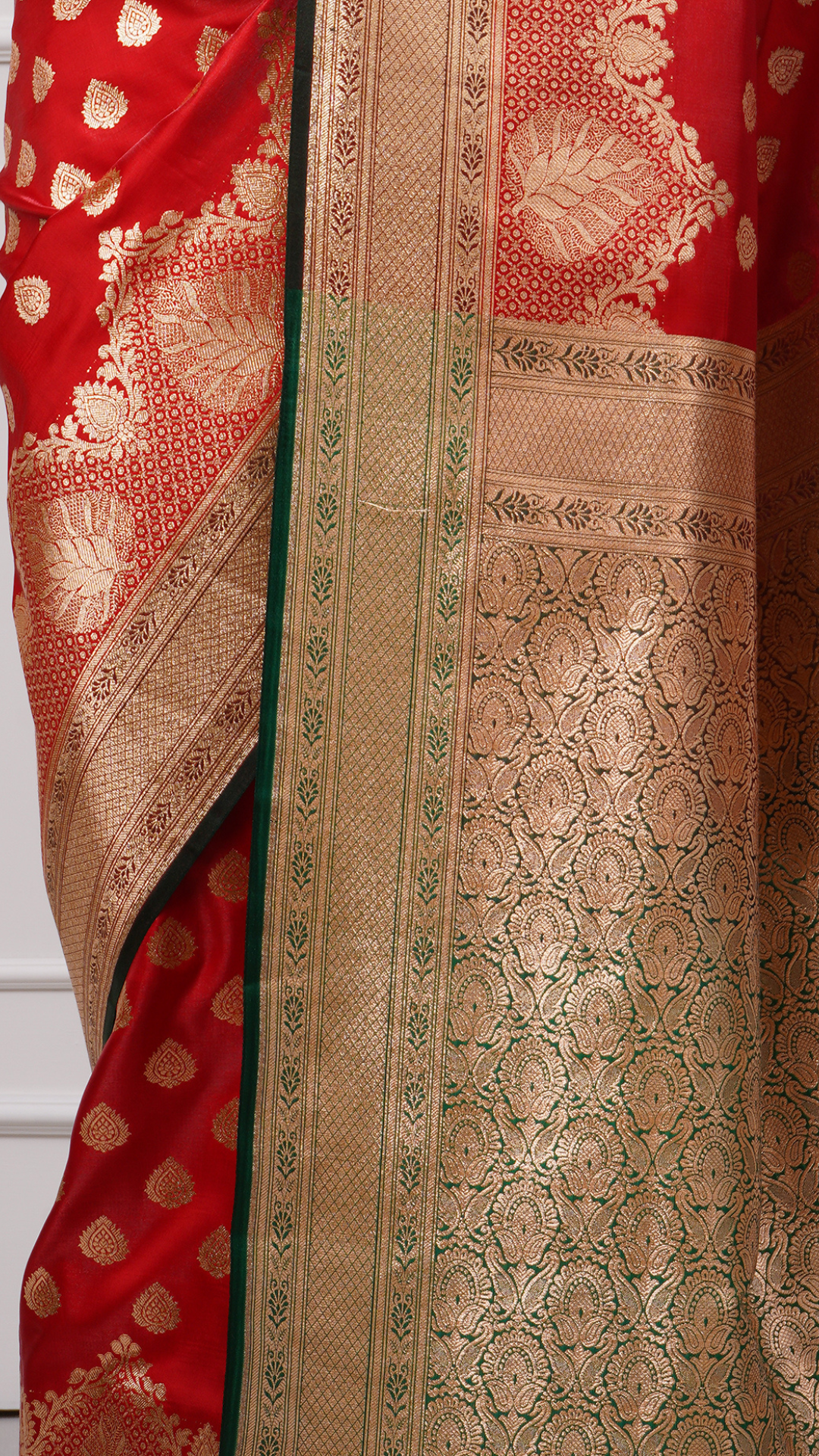 Heer — Vermilion Red Saree - ZahratSaree