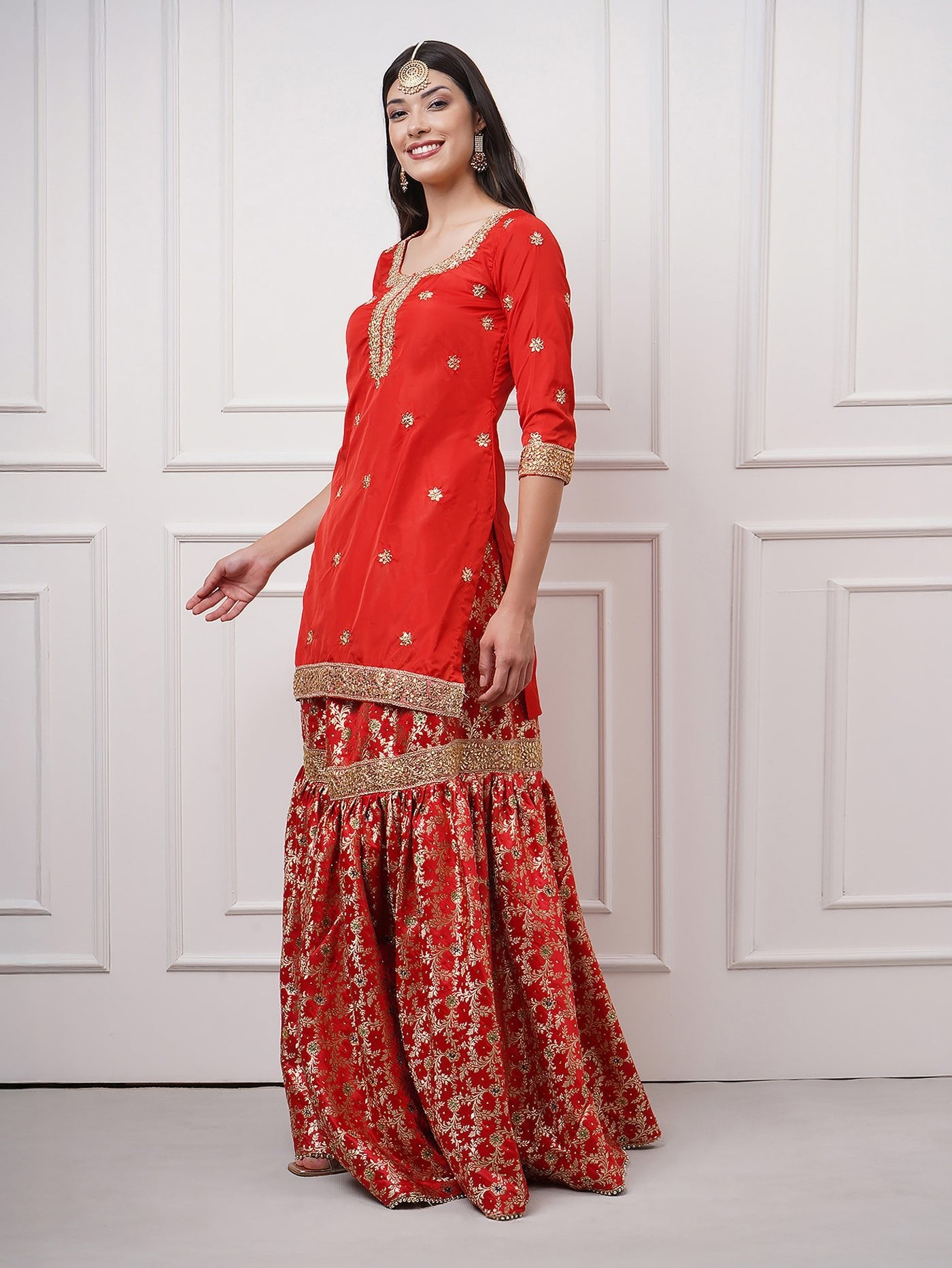 Surkhnaaz – Red Kimkhwab Bridal Gharara Set - ZahratGharara