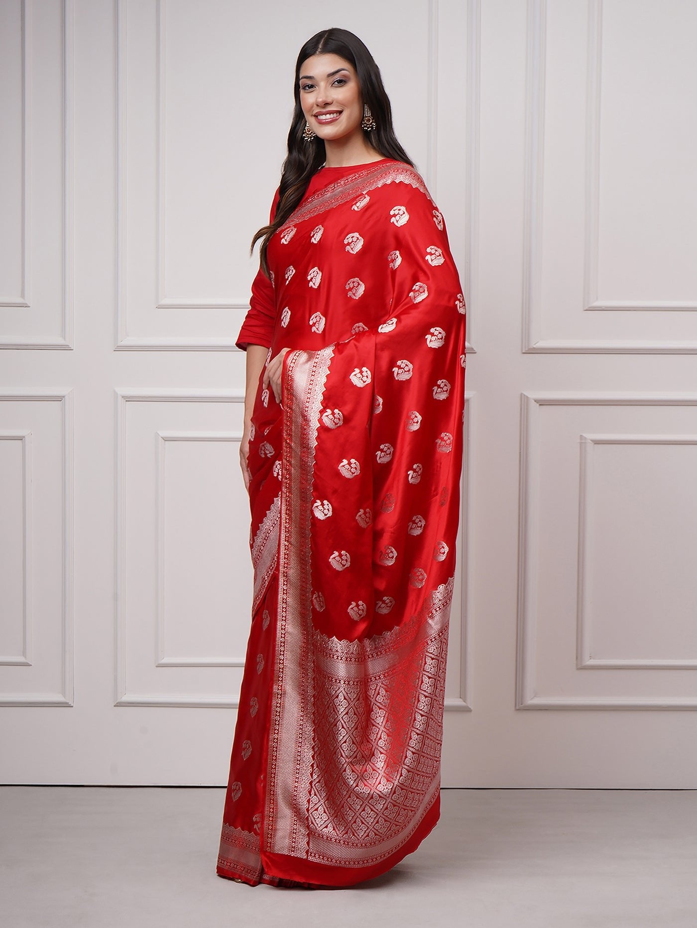 Saanjh – Crimson Red Saree - ZahratSaree