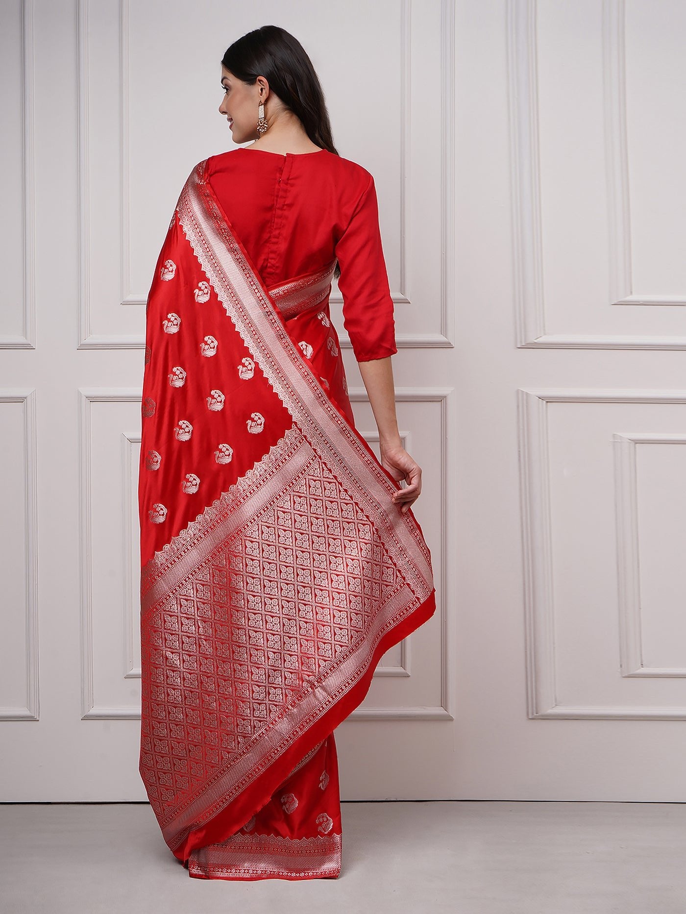 Saanjh – Crimson Red Saree - ZahratSaree