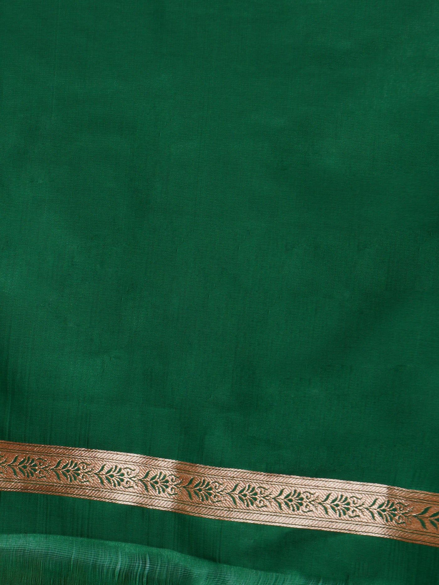 Rouza – Pinkish Red Saree - ZahratSaree