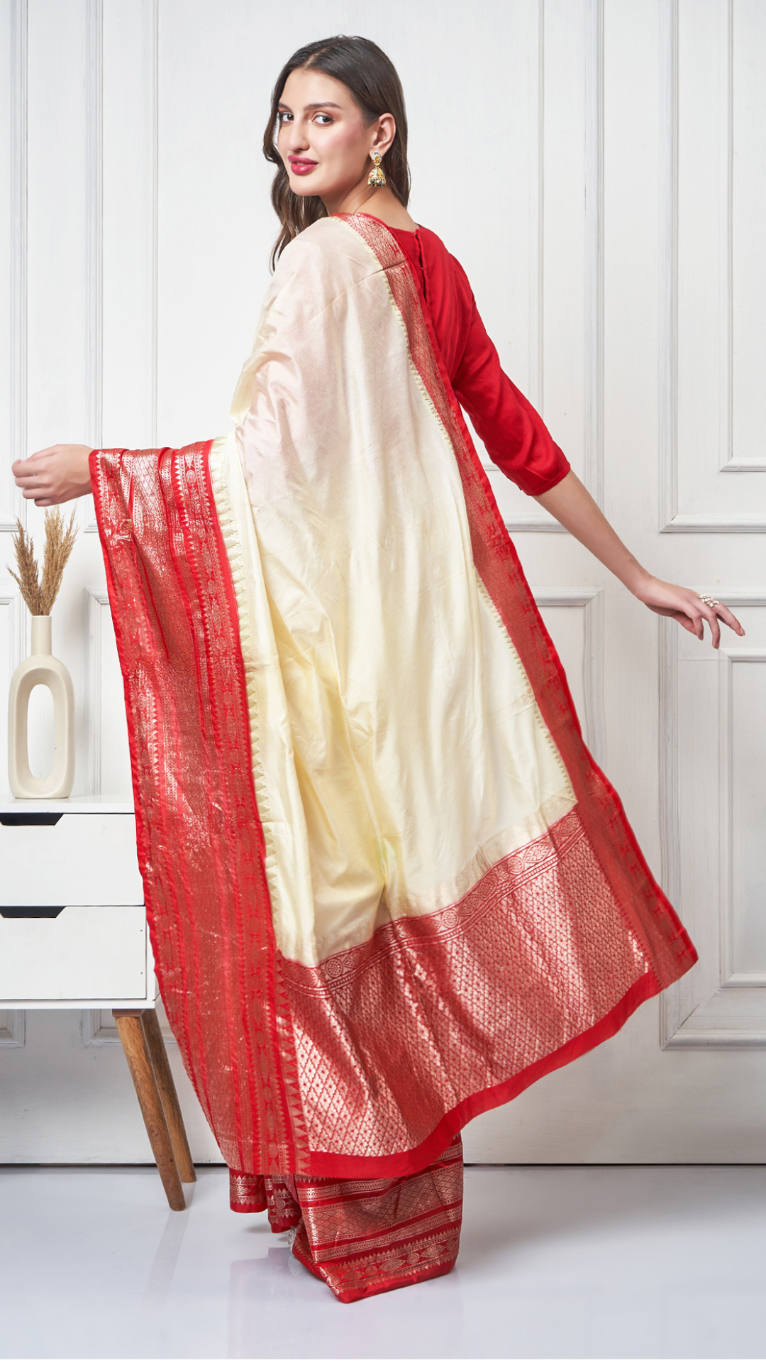 Ishya – Ivory Red Zari Border Saree by Zahrat
