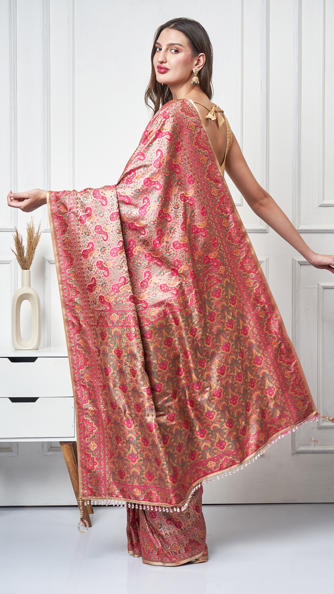 Mahveen – Blush Tanchui Saree by Zahrat