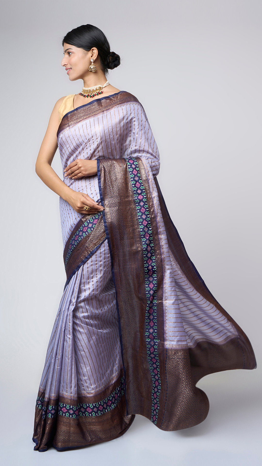 Neelaya - Lavender Grey Striped Zari Silk Blend Saree - Zahrat Saree