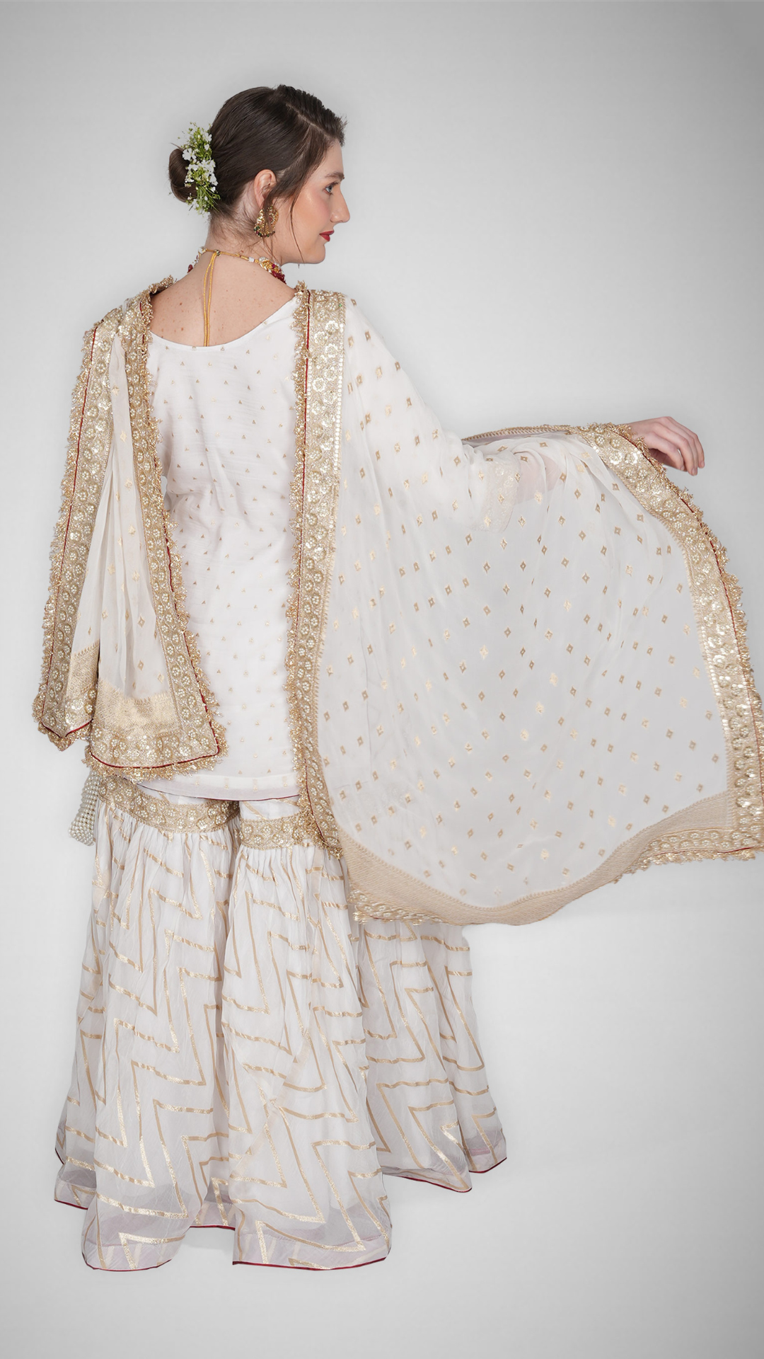 Limited Edition - Zahrat Noor - e - Taj Gharara Set - Zahrat Gharara