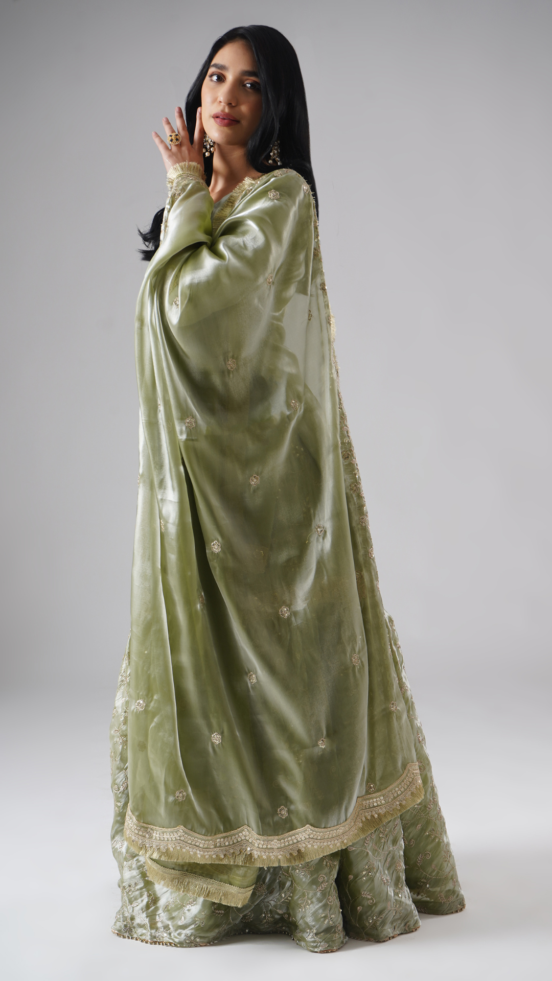 Full view of the dupatta from Zahrat’s Mehr-e-Zaytuni – The Olive Whisper gharara set, highlighting its design, drape, and fabric details.