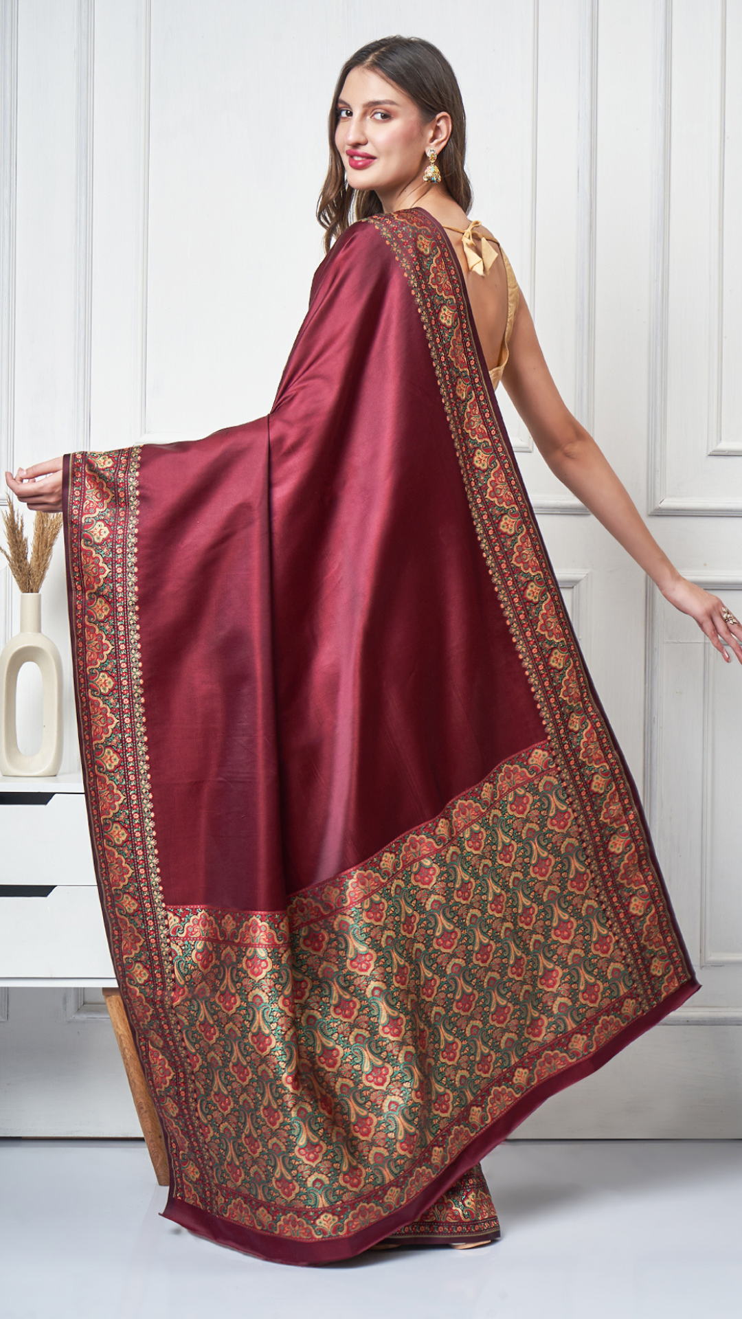 Rajvilasa – Maroon Valkalam Saree  by Zahrat