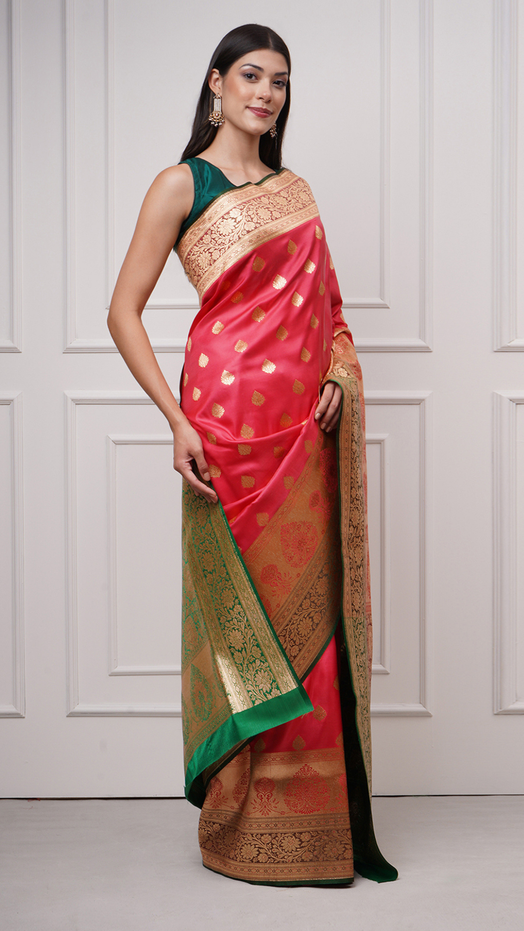 Rouza – Pinkish Red Saree - Zahrat Saree