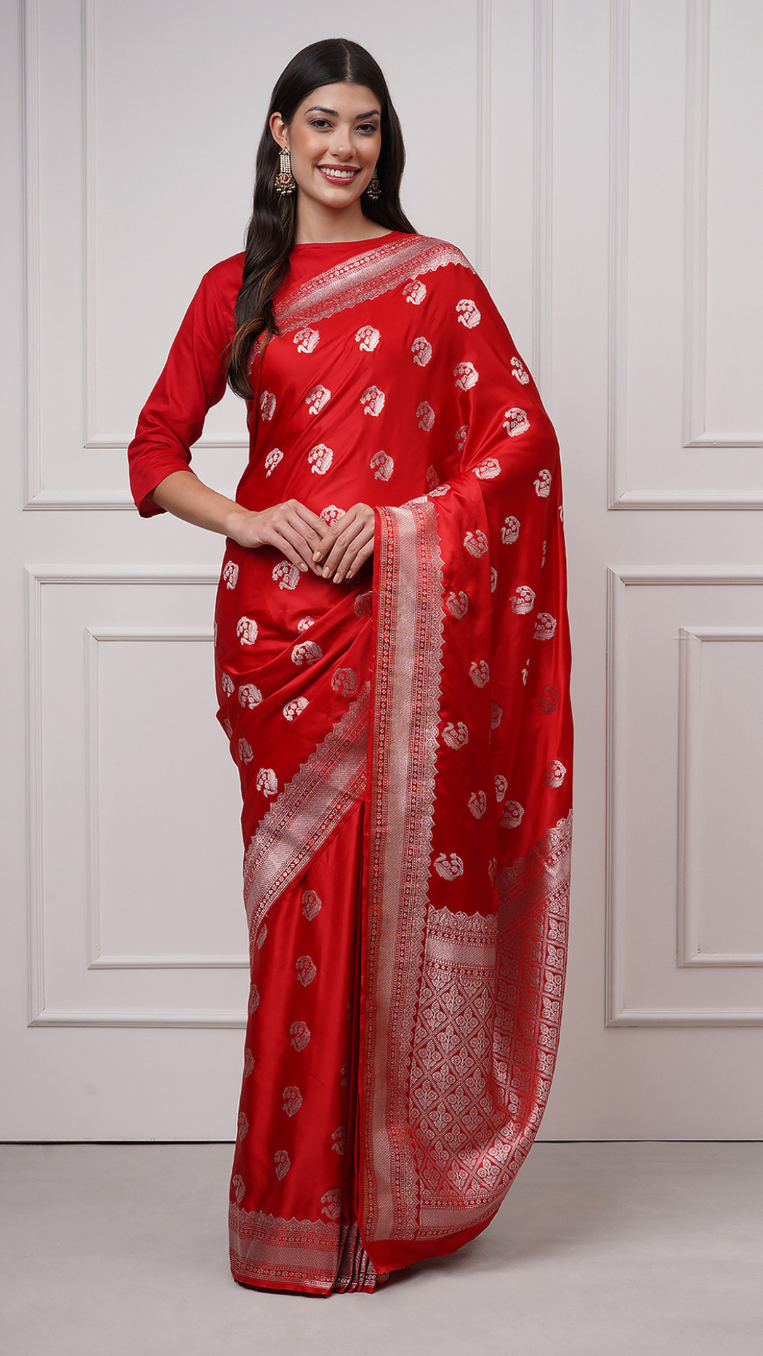 Saanjh – Crimson Red Saree - ZahratSaree