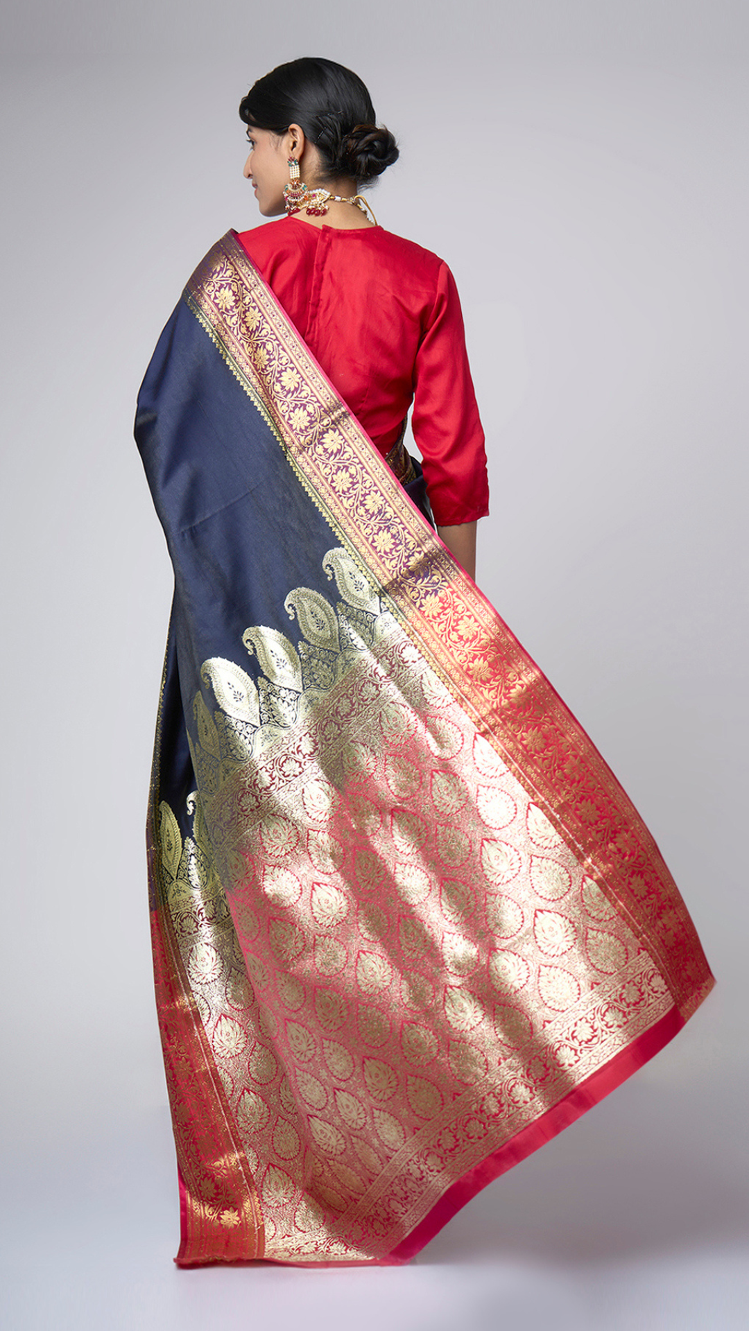Shaam - e - Banaras: Navy Blue Saree with Banarasi Zari Border - Zahrat Saree