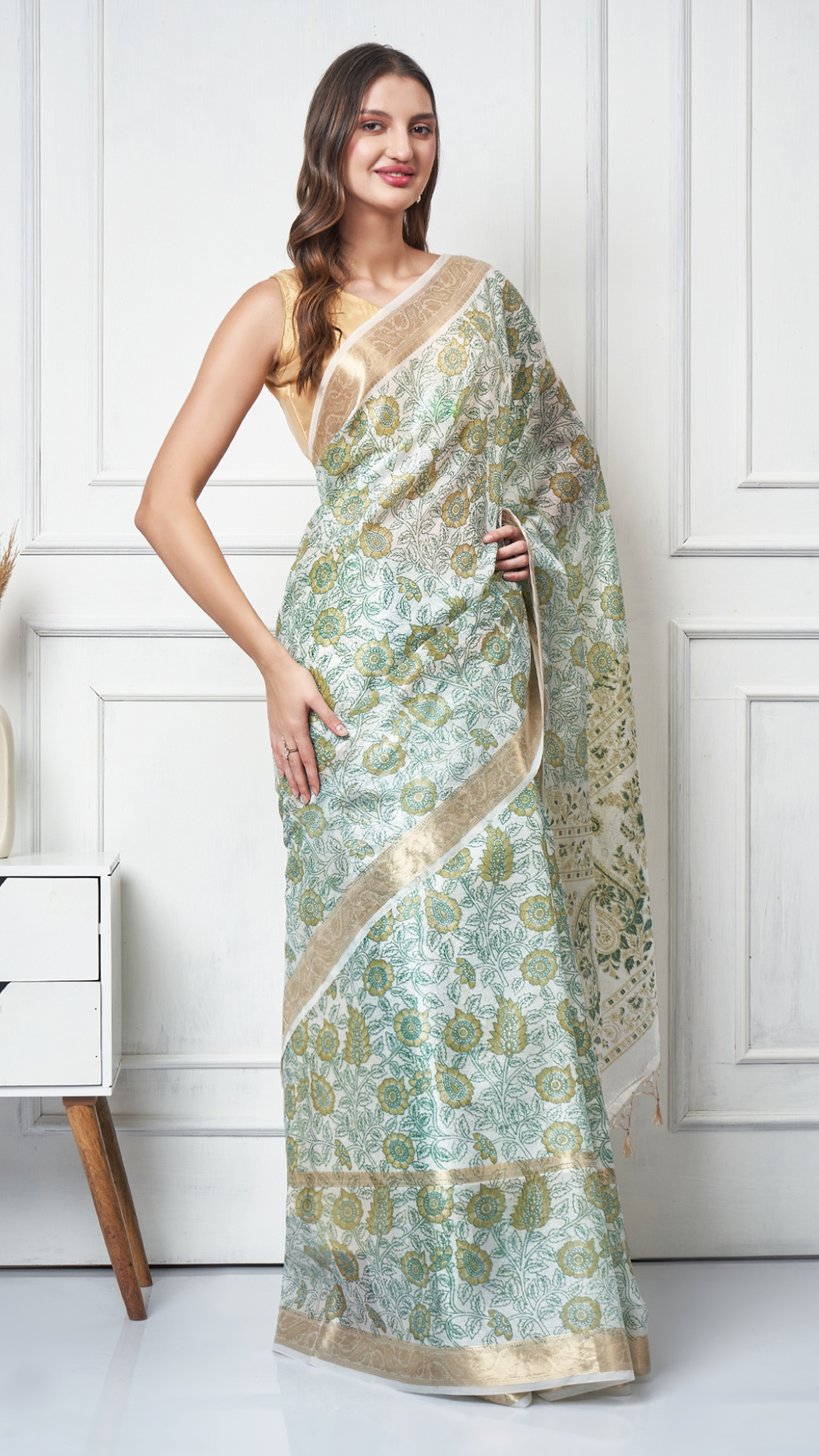 Vanisha – Leaf Whisper Printed Saree by Zahrat