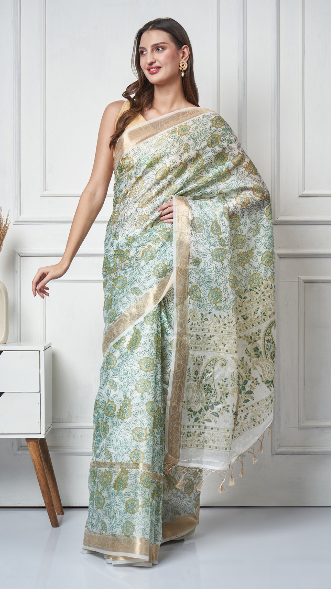 Vanisha – Leaf Whisper Printed Saree by Zahrat