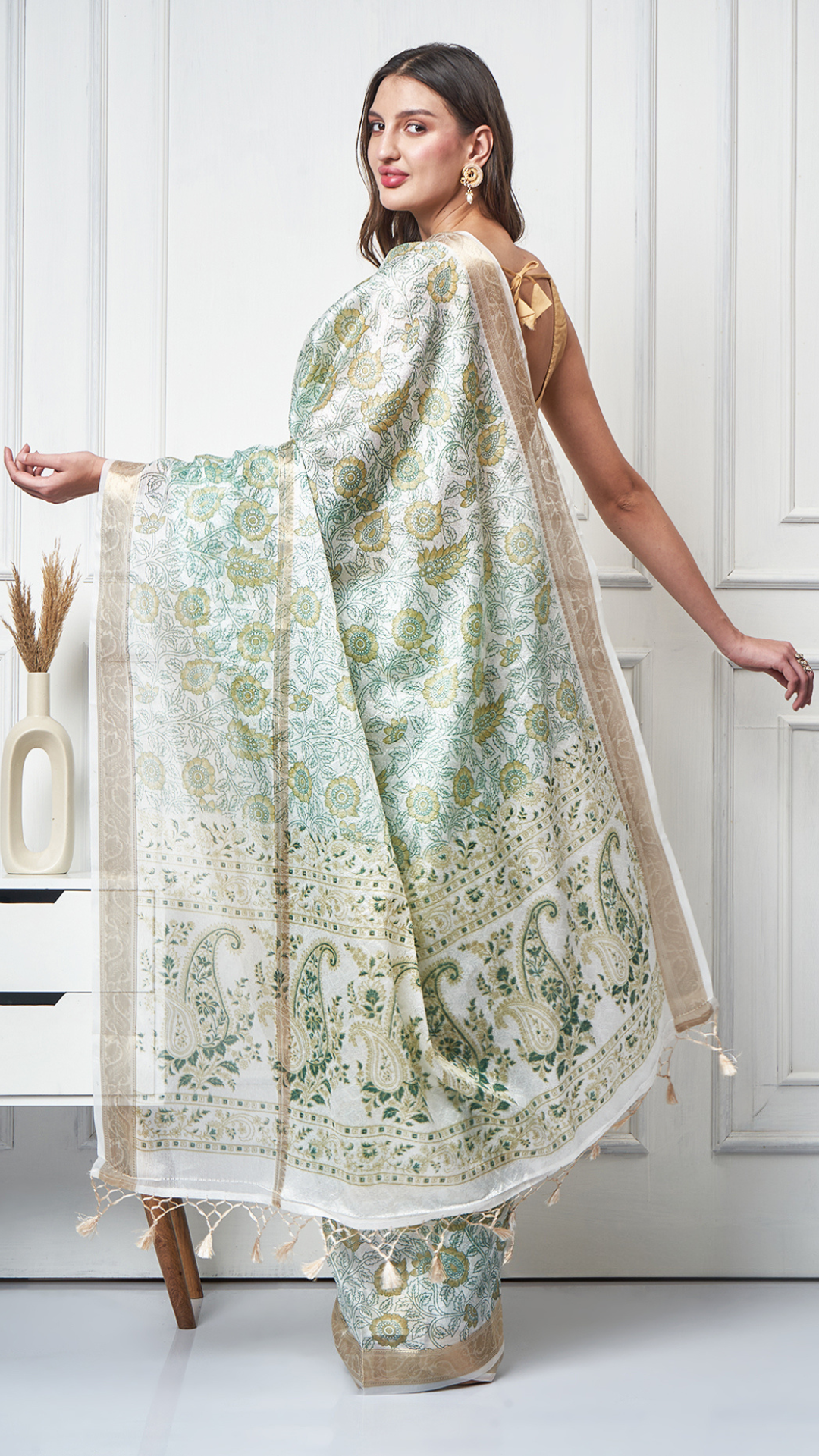 Vanisha – Leaf Whisper Printed Saree by Zahrat