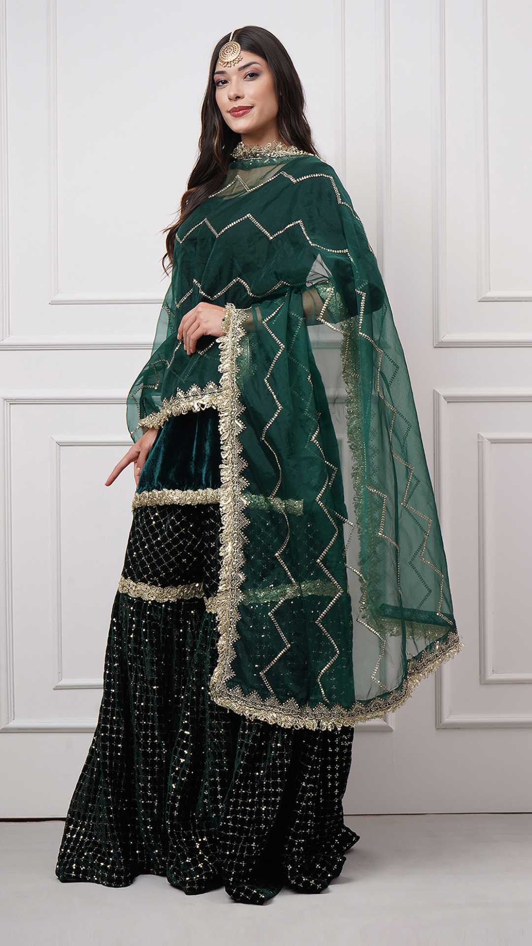 Esmeriya – Emerald Velvet Gharara Set - ZahratGharara