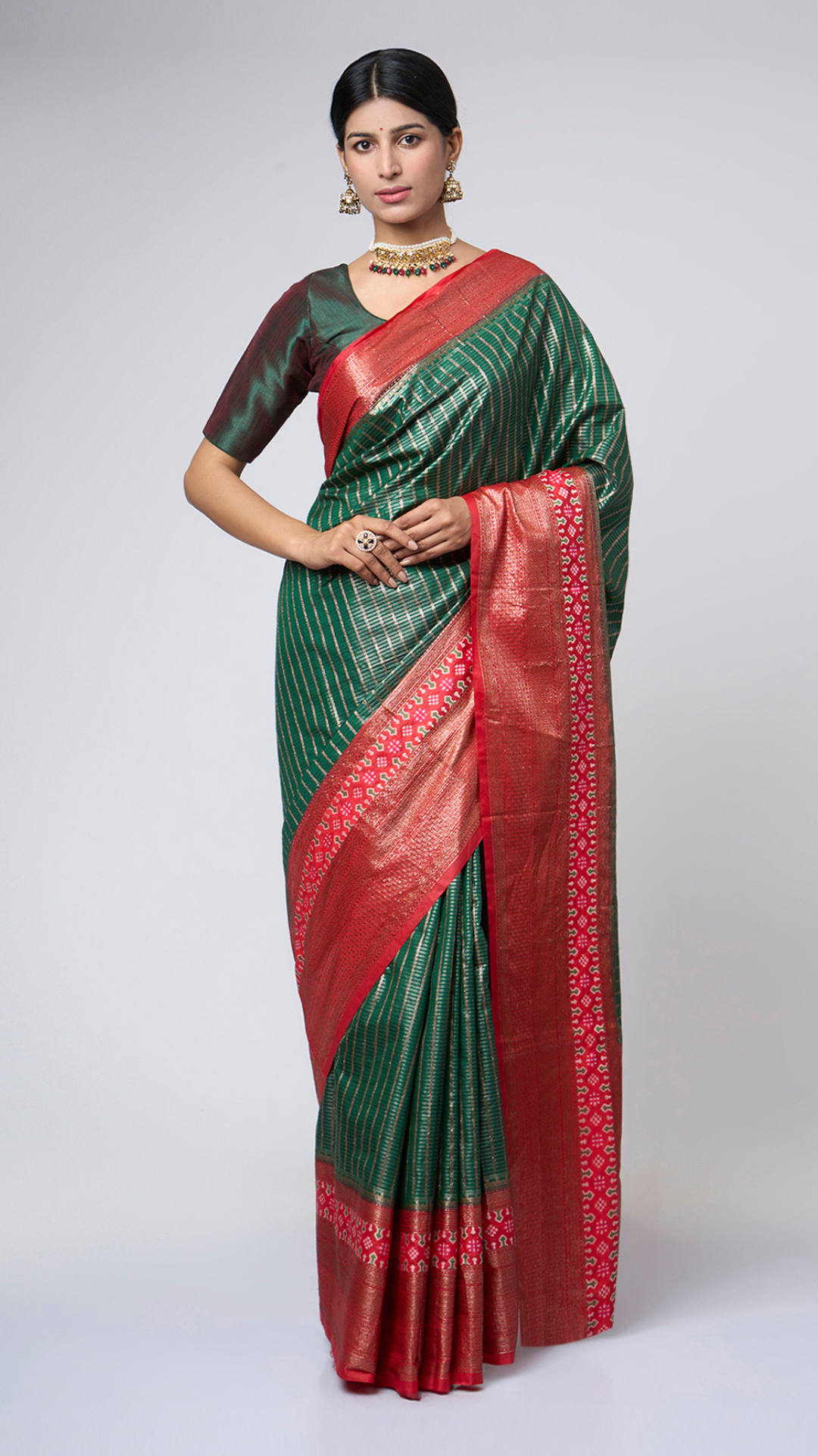 Vermaya - Green silk blend saree with red zari accents - Zahrat Saree