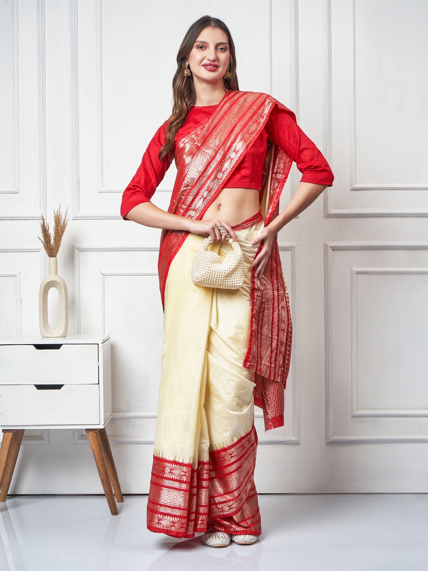 Ishya – Ivory Red Zari Border Saree - ZahratSaree