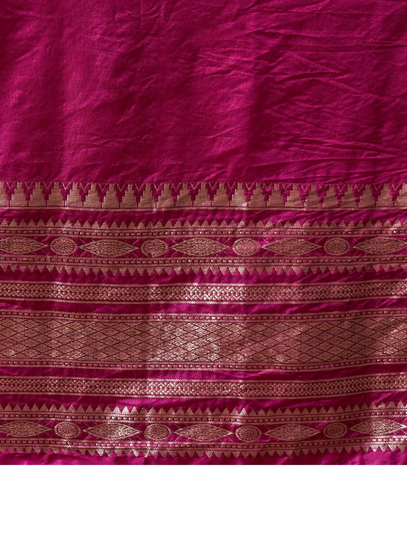 Bouse piece of Rimsha – Enchanted Lilac Maroon Saree
 - ZahratSaree
