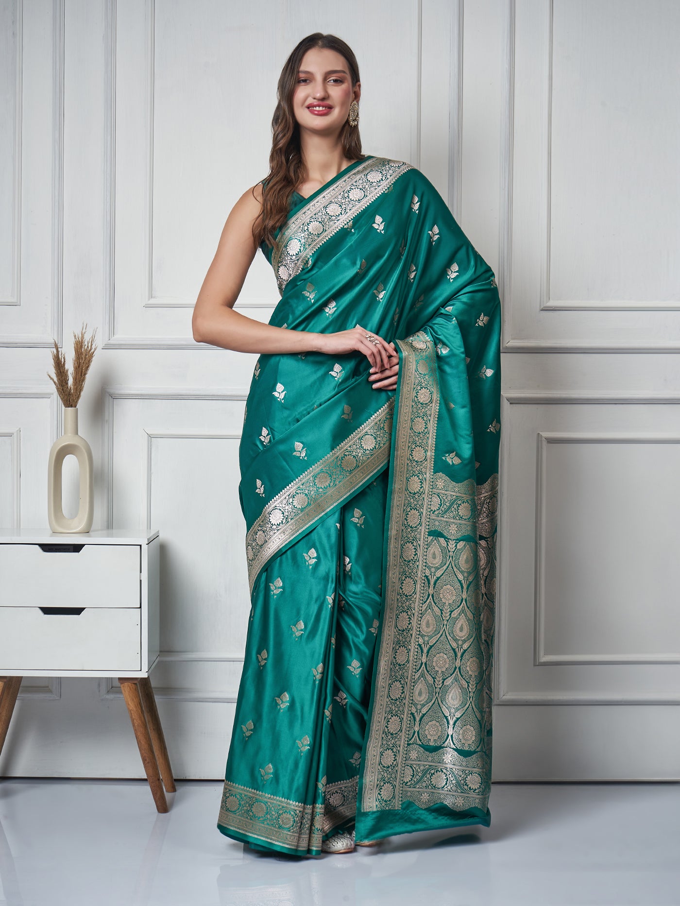 Mehr – Teal Gold Saree - ZahratSaree
