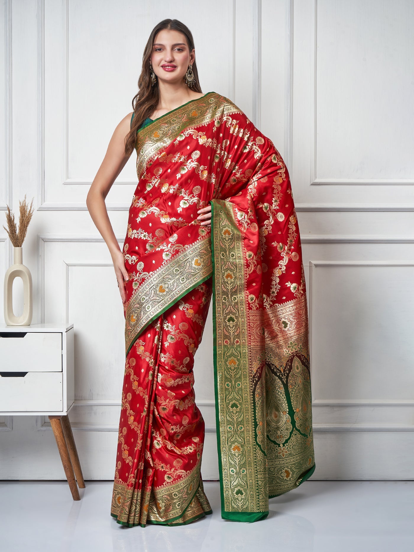 Surkhru - Ruby Splendor Saree - ZahratSaree
