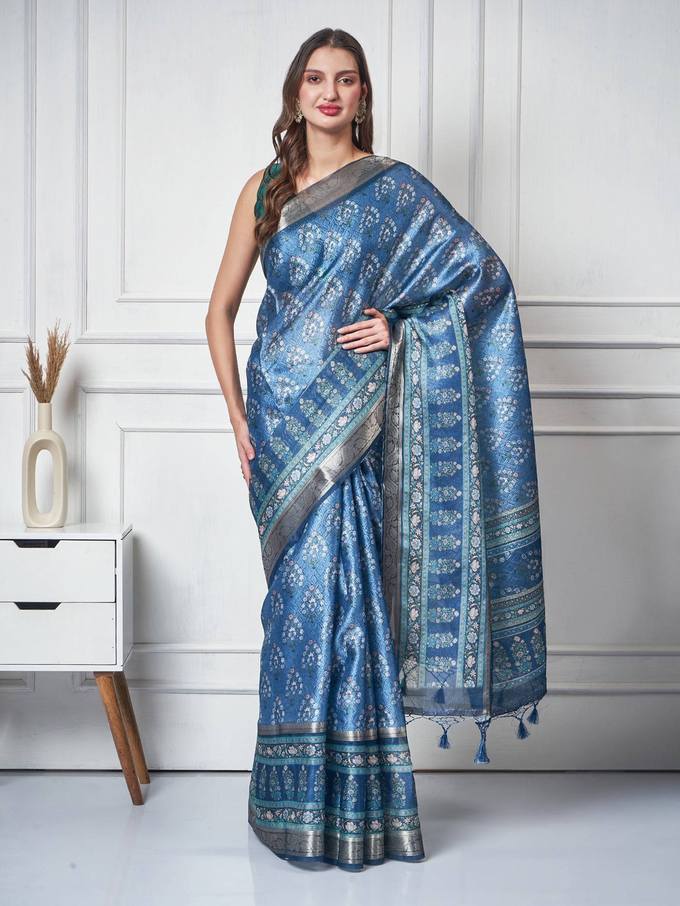 Ameera – Azure Flora Printed Saree - ZahratSaree